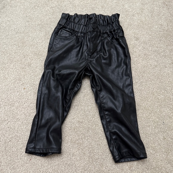 Gap baby leather pants 2t yrs Stylish Black Kids Faux flaw shown - Picture 1 of 6